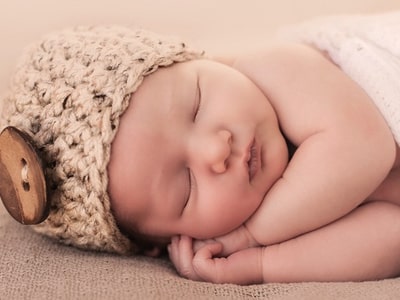 Bons Sonhos Bebê - É um Guia infalível para ensinar seu Nenen a dormir.